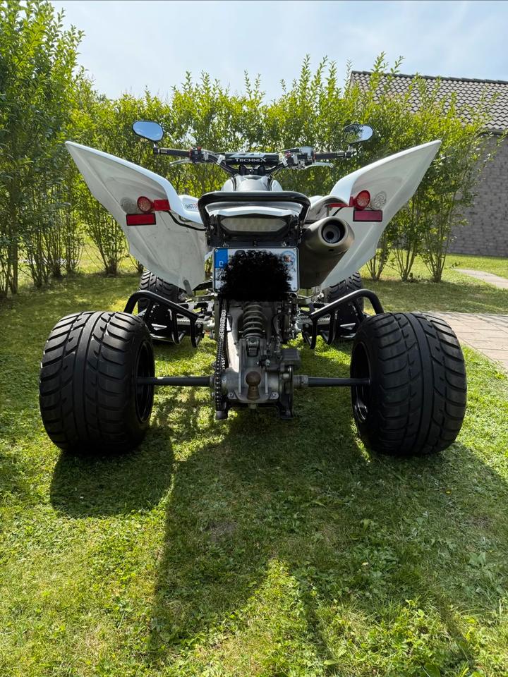 Yamaha Raptor 700R 2011 — photo 5