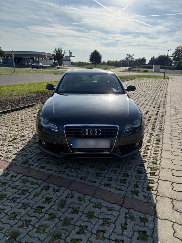 Audi A4 2011 — photo 6