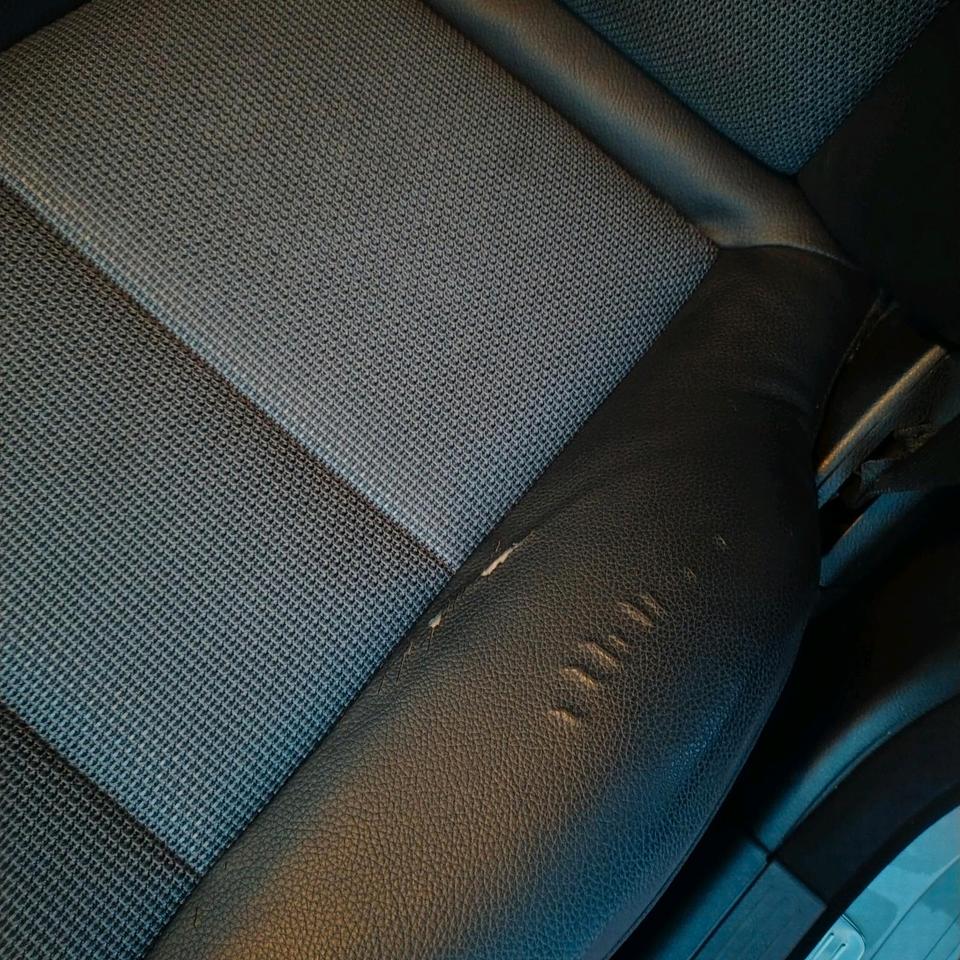 Mercedes Benz C 220 2008 — photo 17