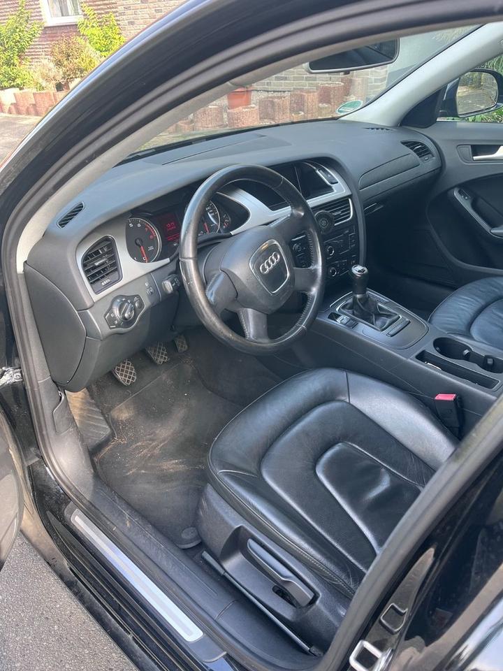 Audi A4 2008 — photo 10