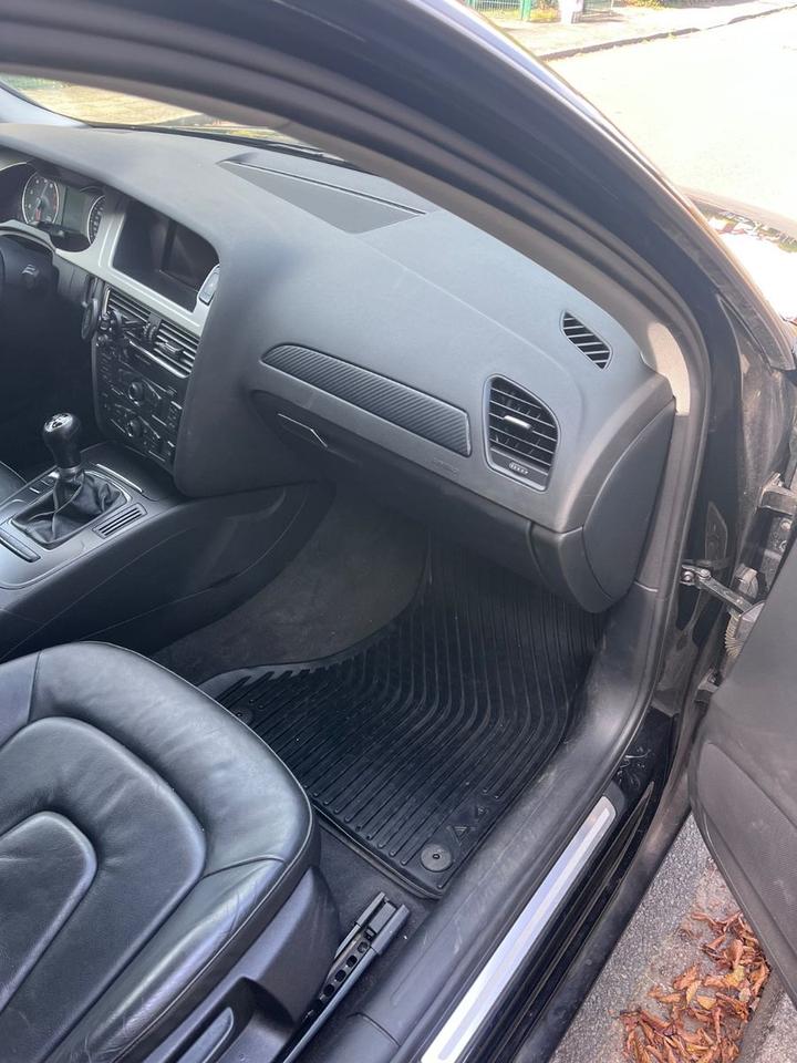 Audi A4 2008 — photo 11