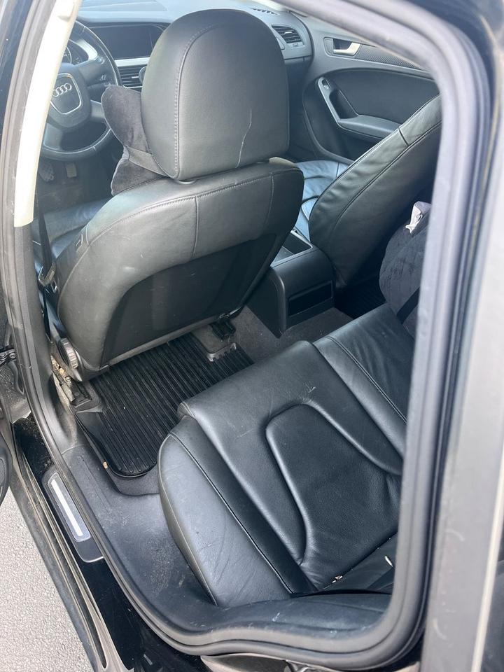 Audi A4 2008 — photo 13
