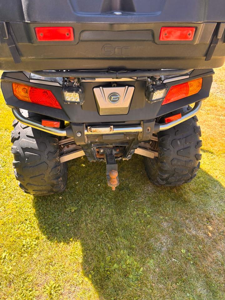 Weitere Motorräder CFMOTO CFORCE 800 Quad ATV 2014 — салон