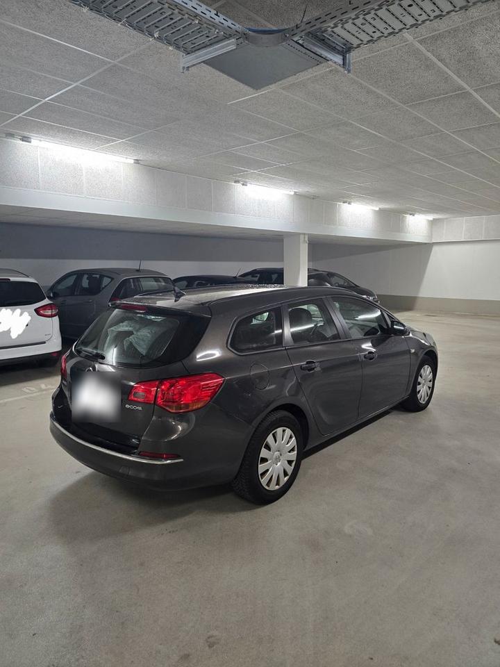 Opel Astra 2015 — photo 5