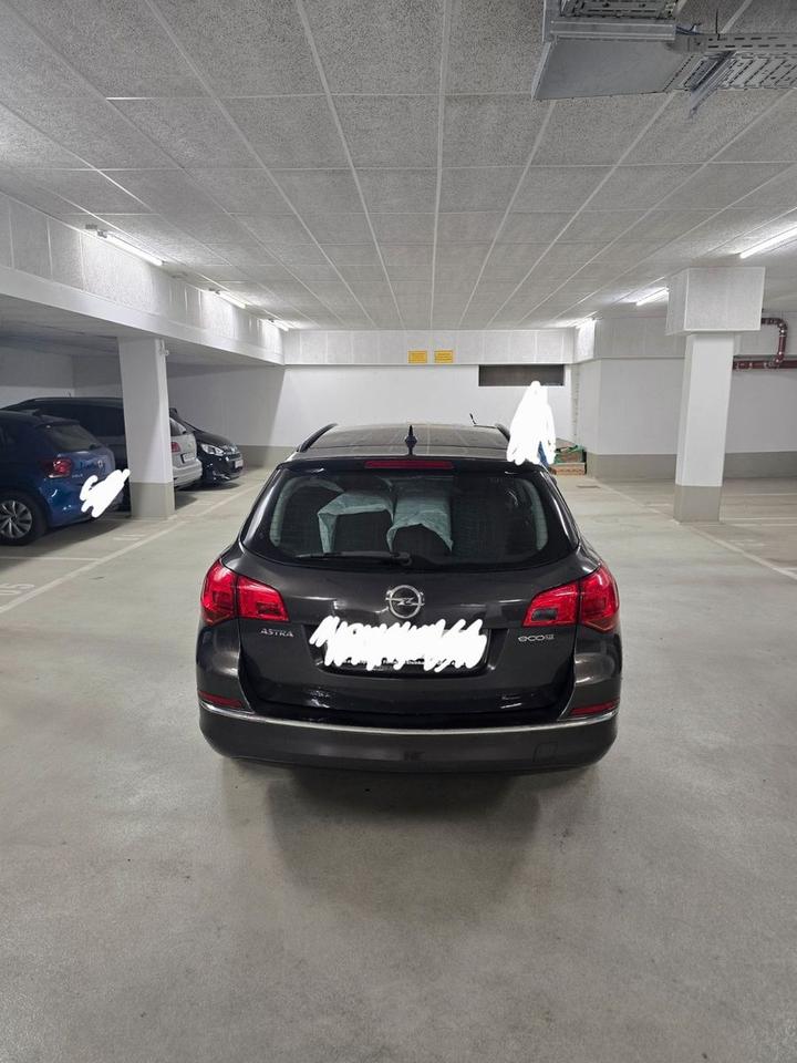 Opel Astra 2015 — photo 6