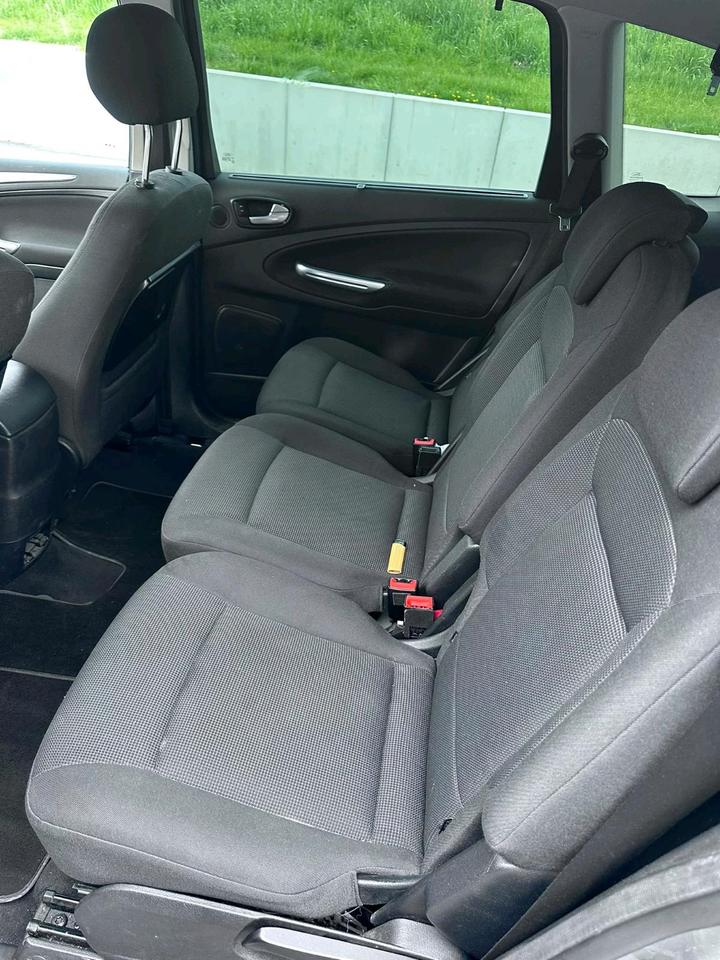 Ford S-Max 2009 — engine