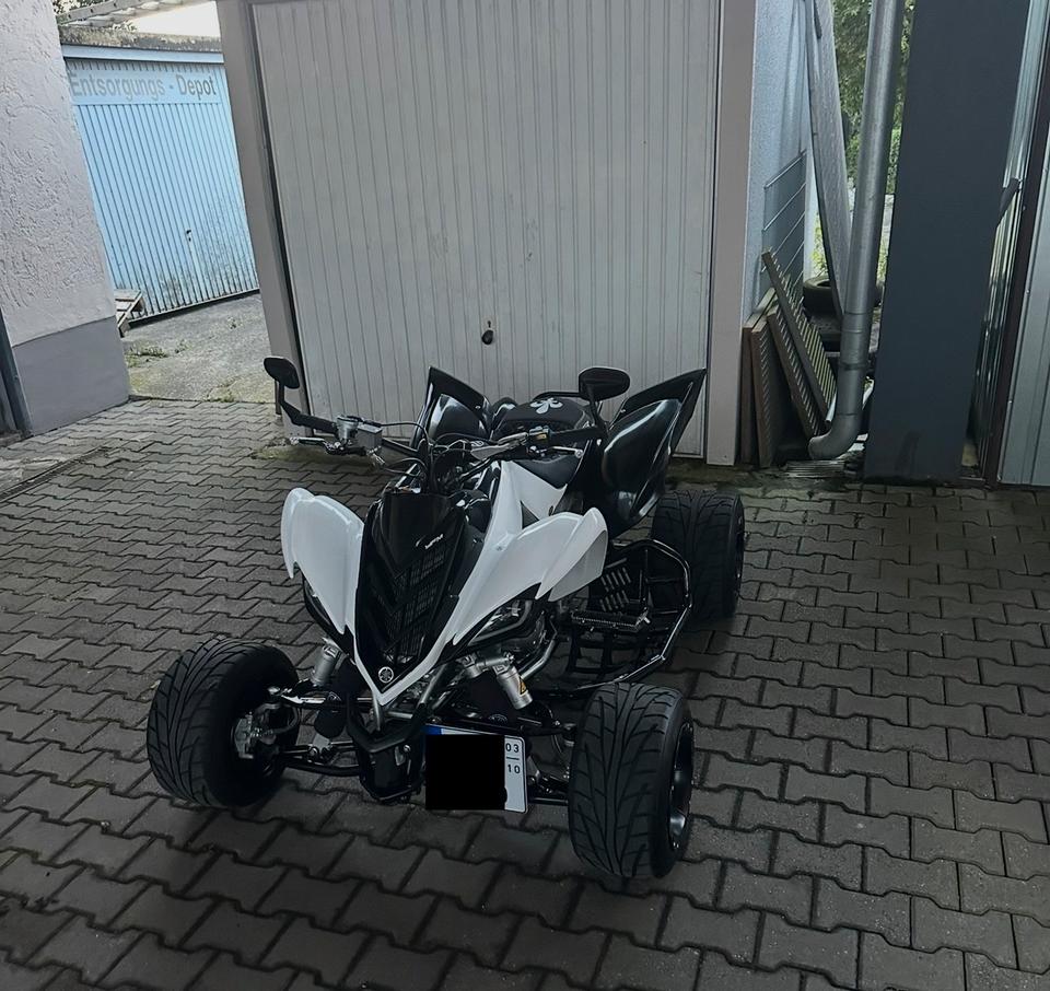 Yamaha Raptor 700 2014 — rear view