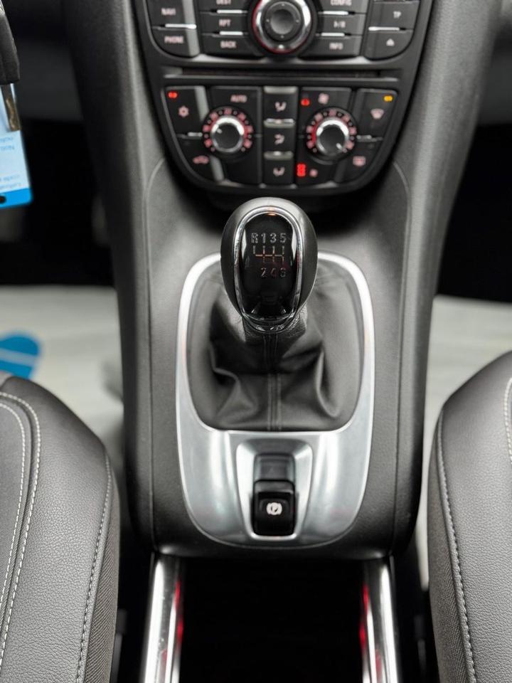 Opel Meriva 2014 — фото 22