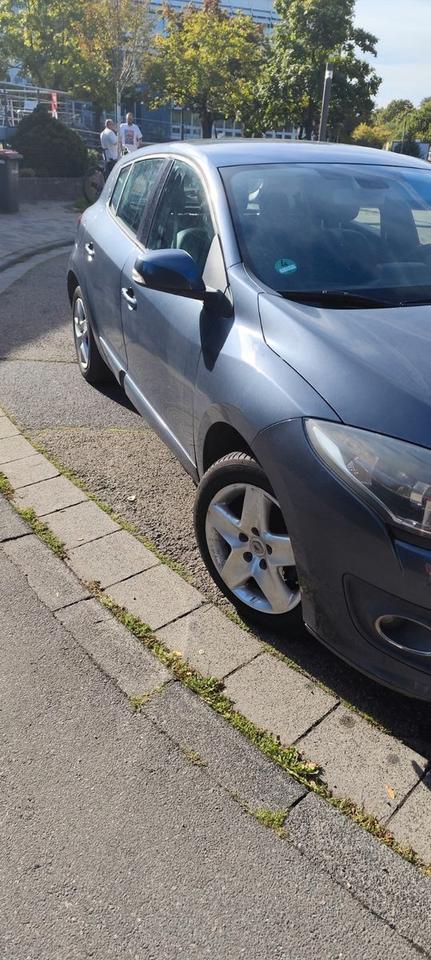 Renault Megane 2015 — engine