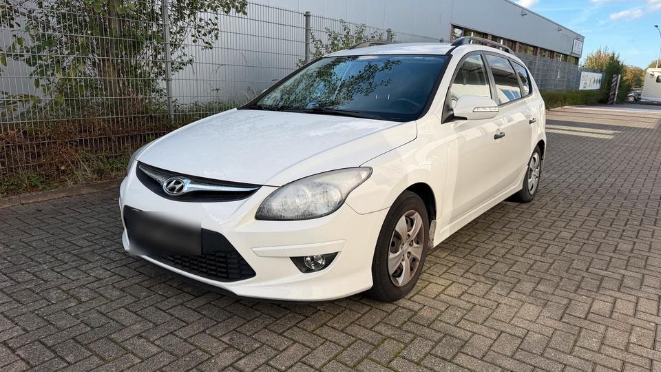 Hyundai i30, 2012