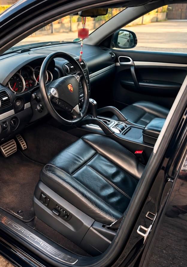 Porsche Cayenne 2004 — photo 5