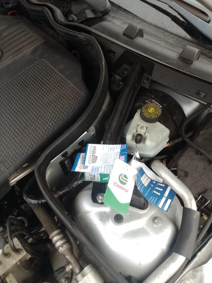 Mercedes Benz C 200 2011 — photo 13