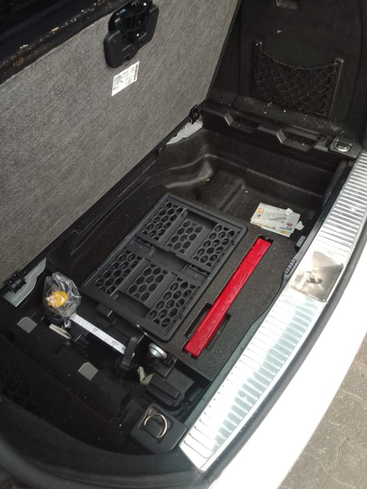 Mercedes Benz C 200 2011 — photo 15