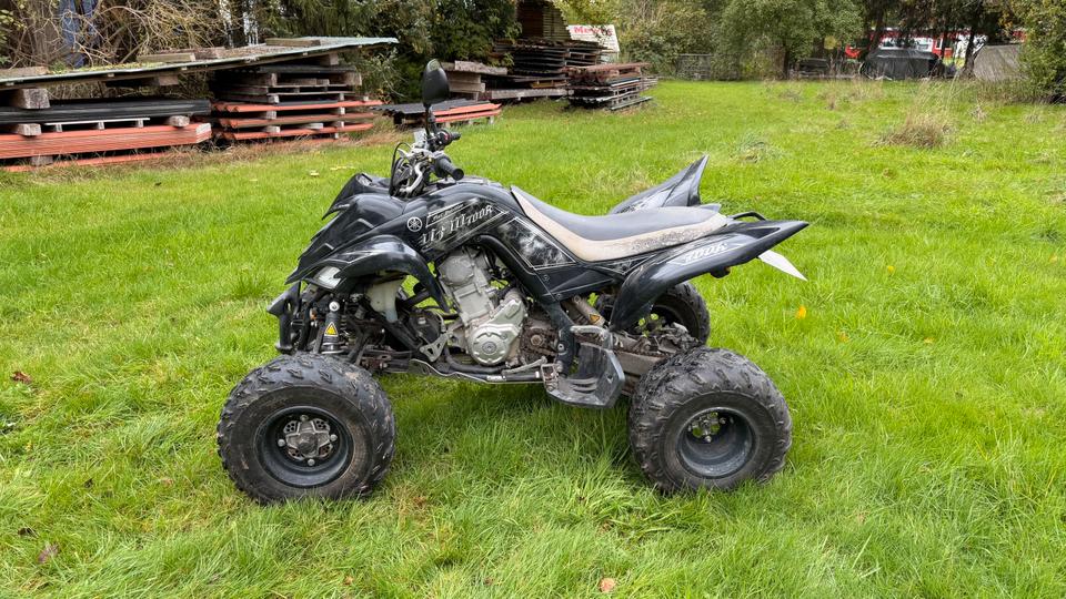 Yamaha YFM 700R Raptor Special Edition | nur 2.800km | 1.Hand 2011 — interior