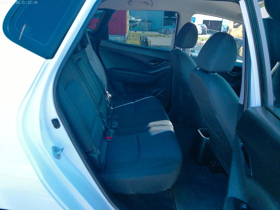 Hyundai ix20 2013 — photo 13