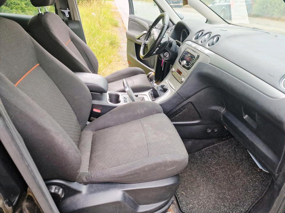 Ford S-Max 2008 — photo 13