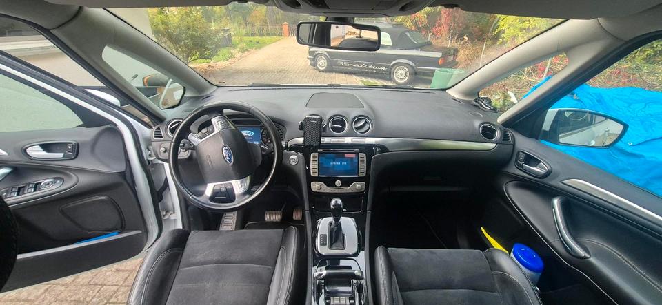 Ford S-Max 2010 — photo 10