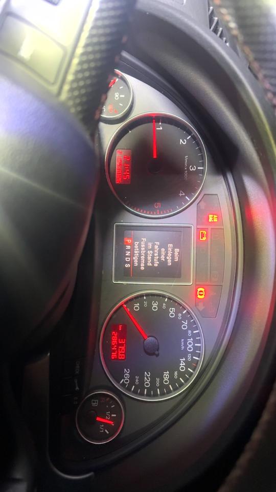 Audi A4 2008 — engine