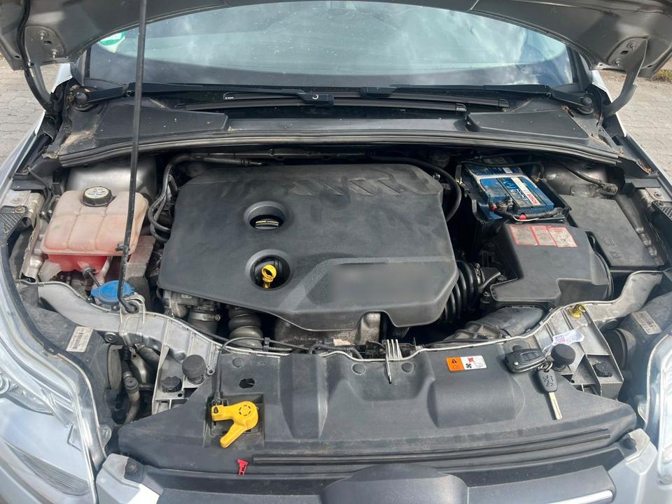 Ford Focus 2014 — photo 7