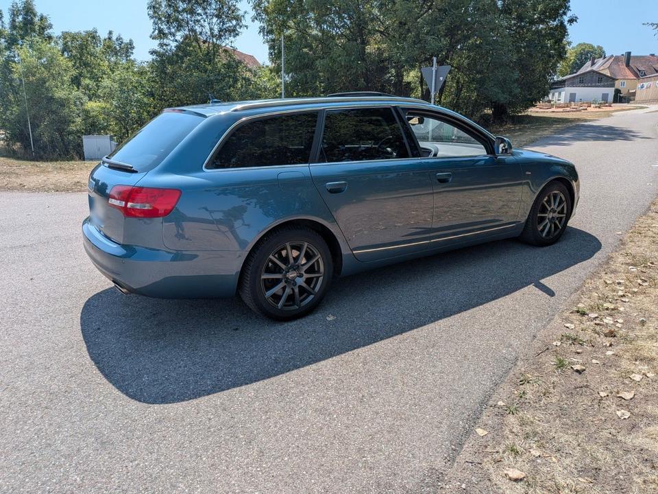 Audi A6 2010 — interior