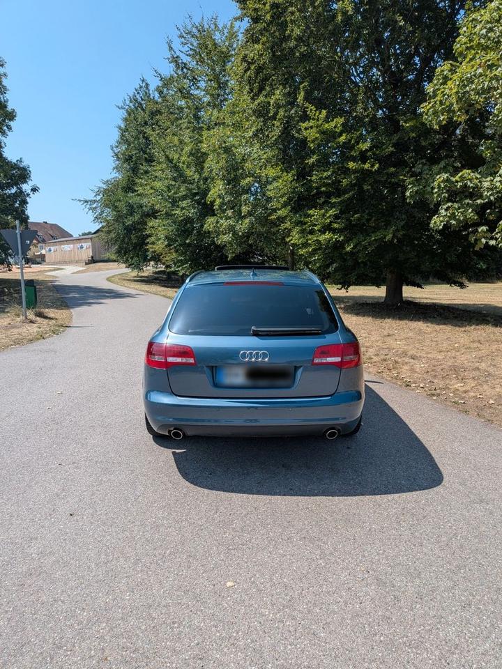 Audi A6 2010 — engine
