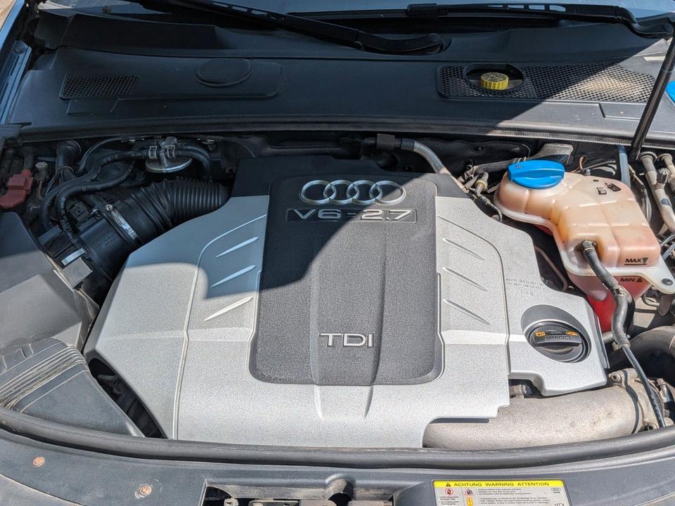 Audi A6 2010 — photo 6