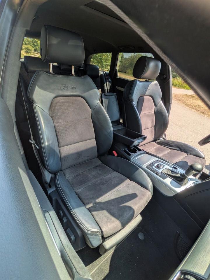 Audi A6 2010 — photo 7