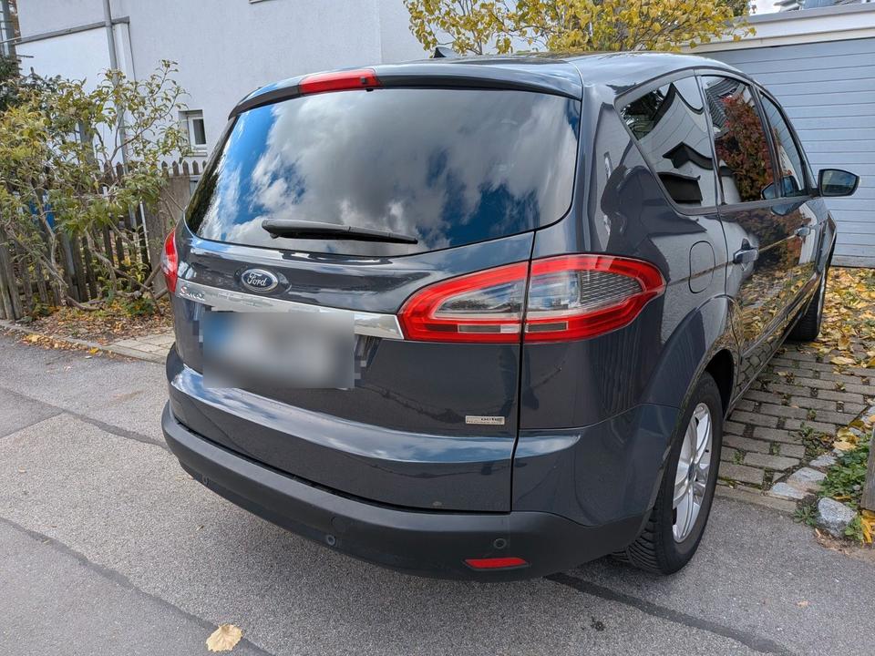 Ford S-Max 2013 — engine