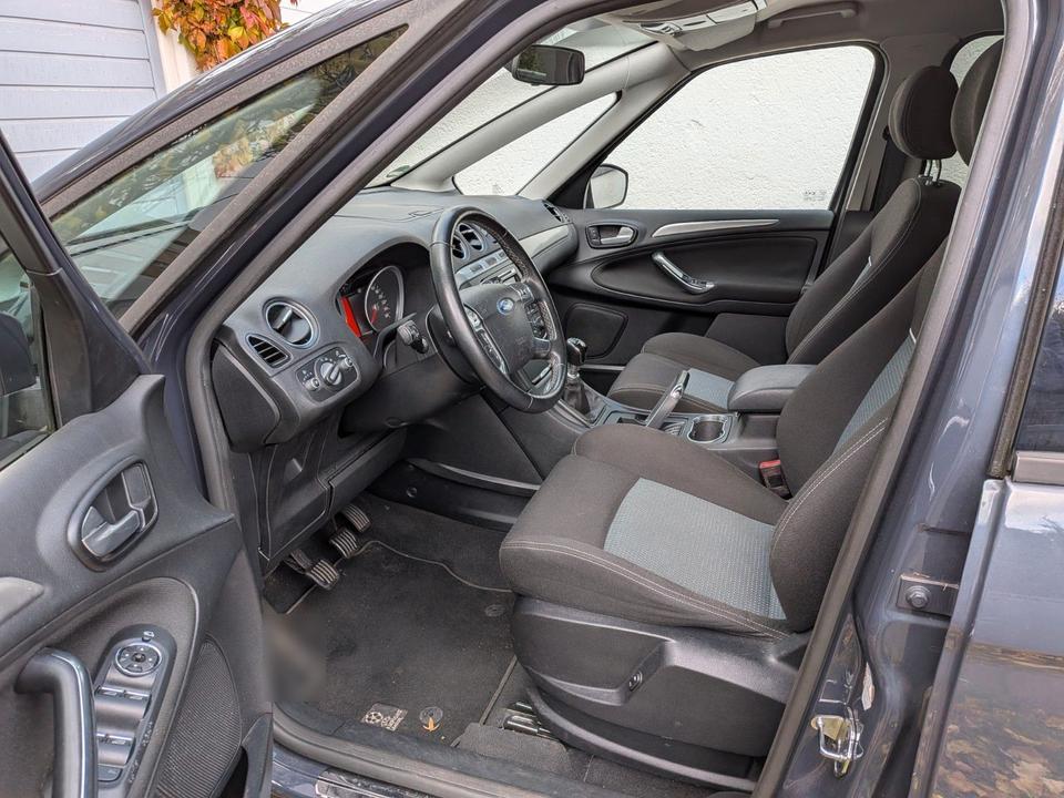 Ford S-Max 2013 — photo 6