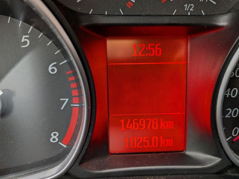Ford S-Max 2013 — photo 8