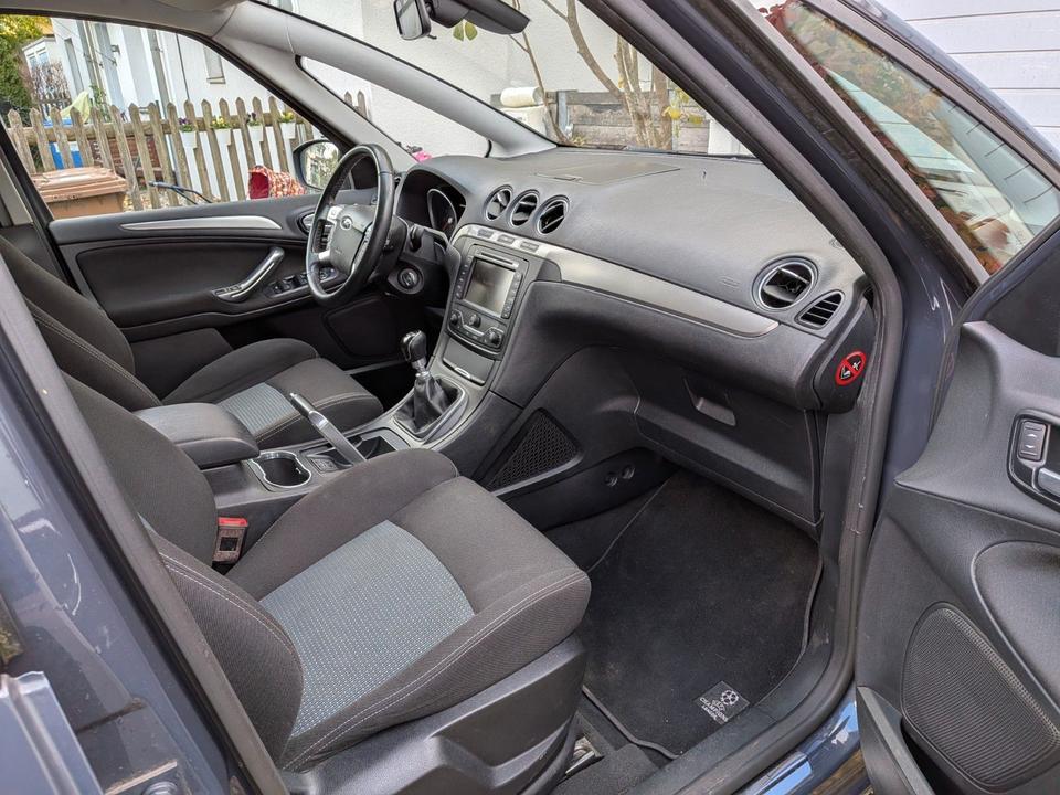 Ford S-Max 2013 — photo 9