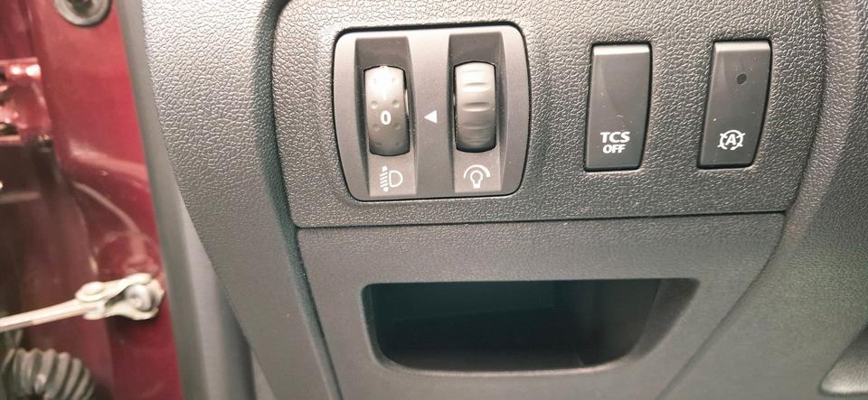 Renault Grand Scenic 2015 — photo 18