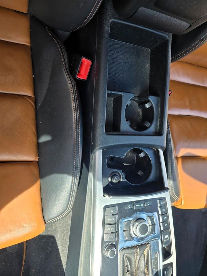Audi A6 2011 — interior