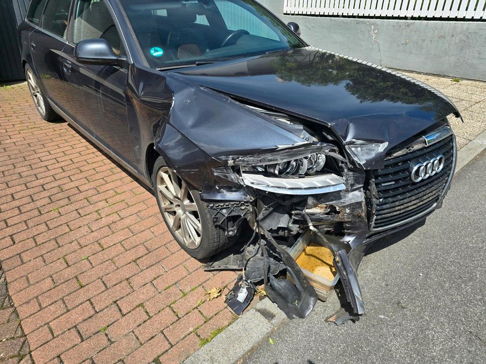Audi A6 2011 — photo 8