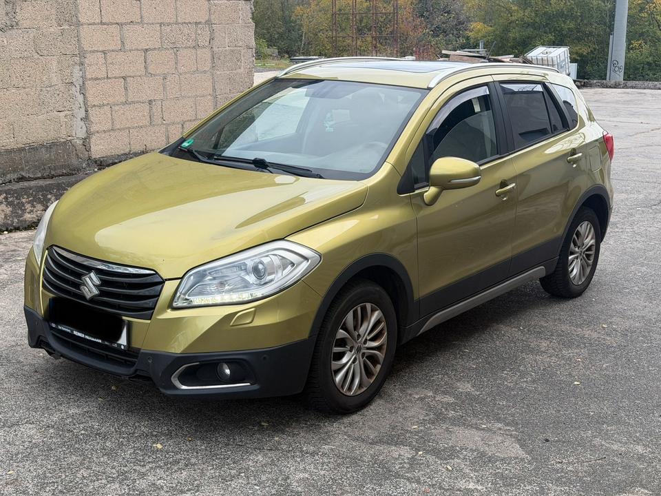 Suzuki SX4 S-Cross 2013 — rear view