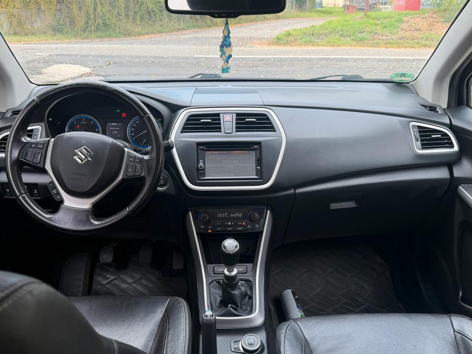 Suzuki SX4 S-Cross 2013 — photo 9