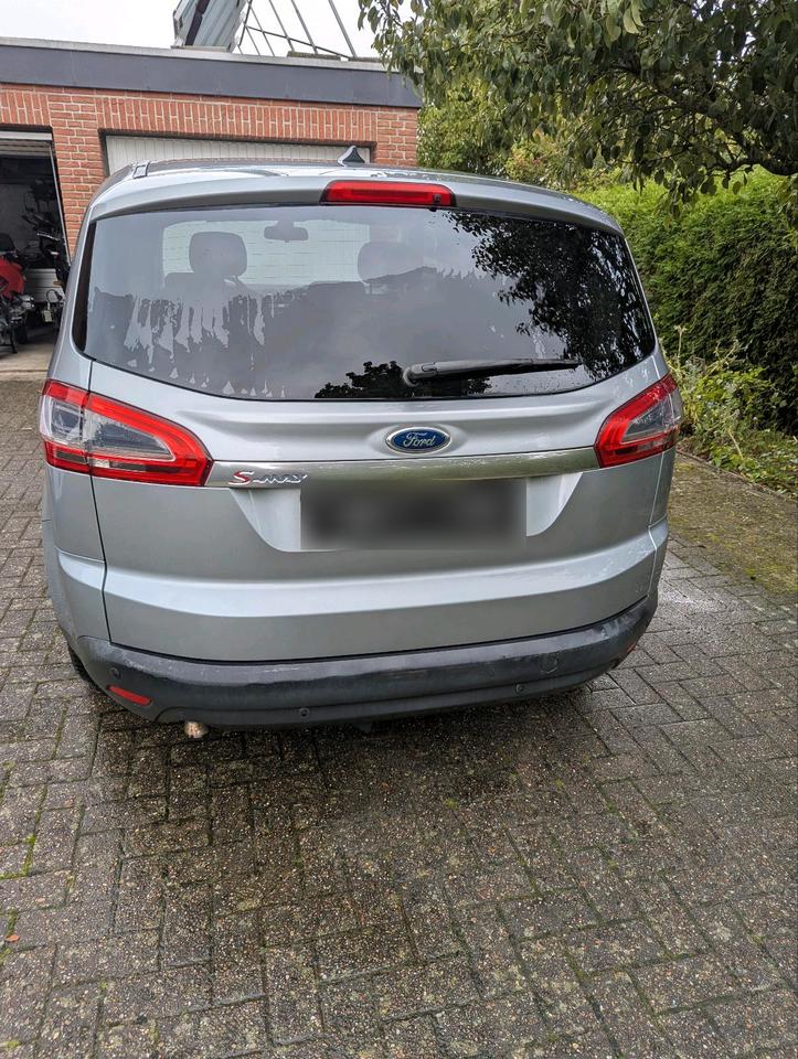 Ford S-Max 2014 — interior