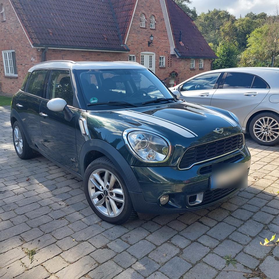 Mini Cooper S 2011 — вигляд ззаду