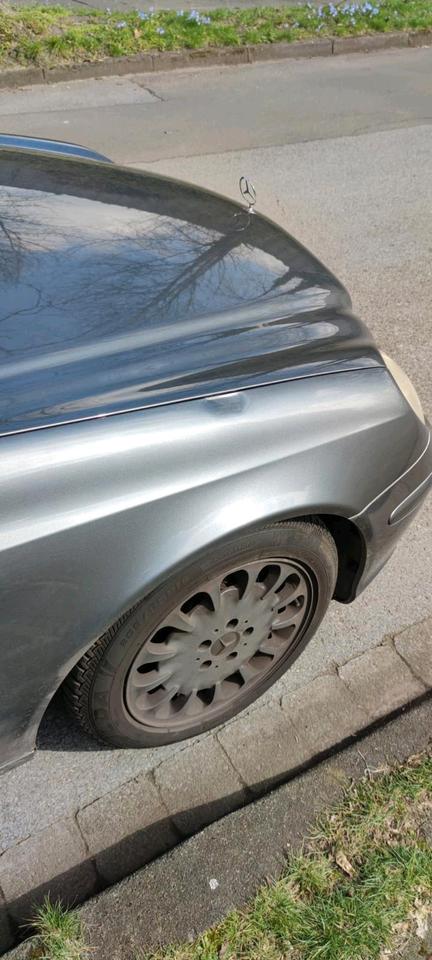 Mercedes Benz E 220 2006 — photo 12