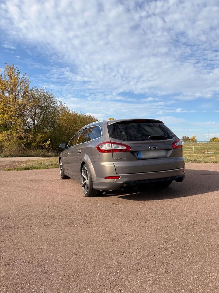 Ford Mondeo 2014 — photo 12