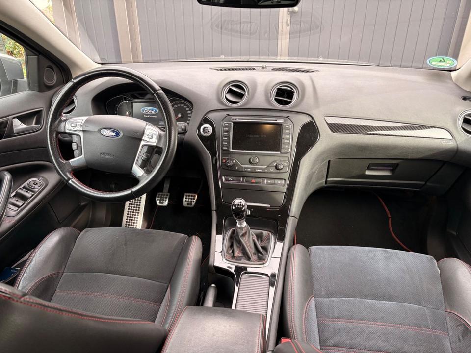 Ford Mondeo 2014 — photo 9