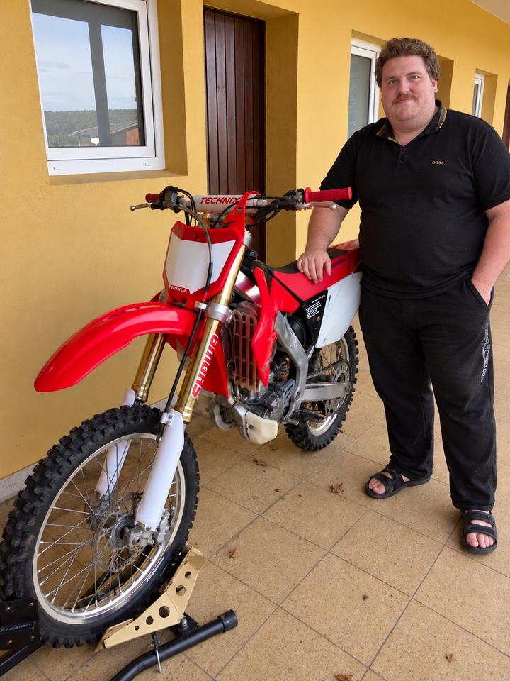 Honda CRF250R Motocross, 2006
