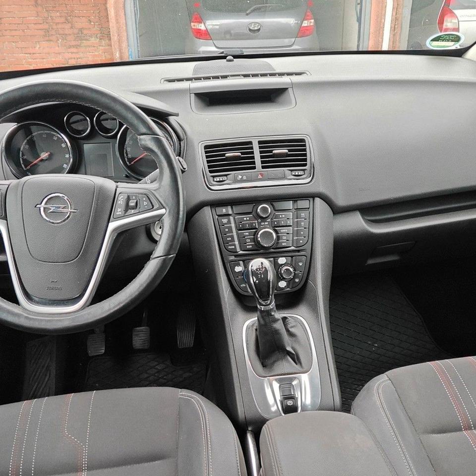 Opel Meriva 2012 — photo 5