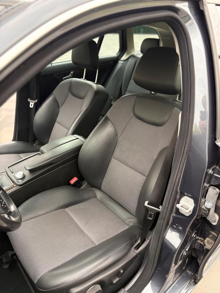 Mercedes Benz Weitere C-Klasse 2008 — photo 8