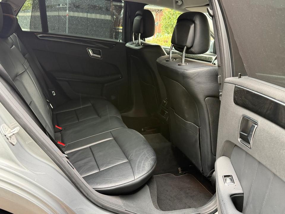 Mercedes Benz E 300 2011 — photo 6