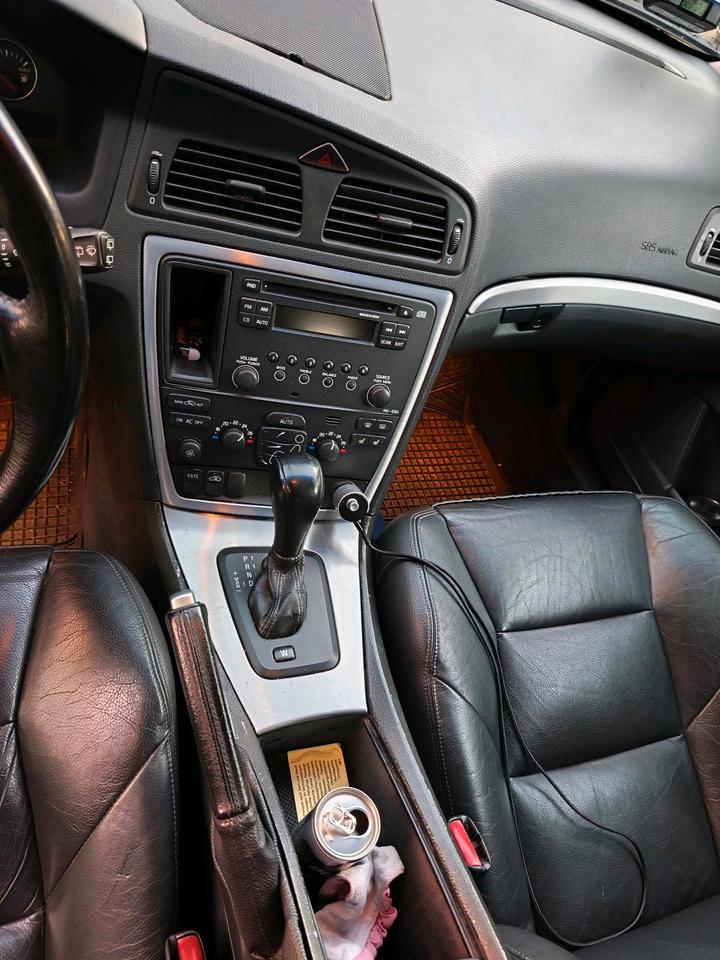 Volvo V70 2005 — photo 10