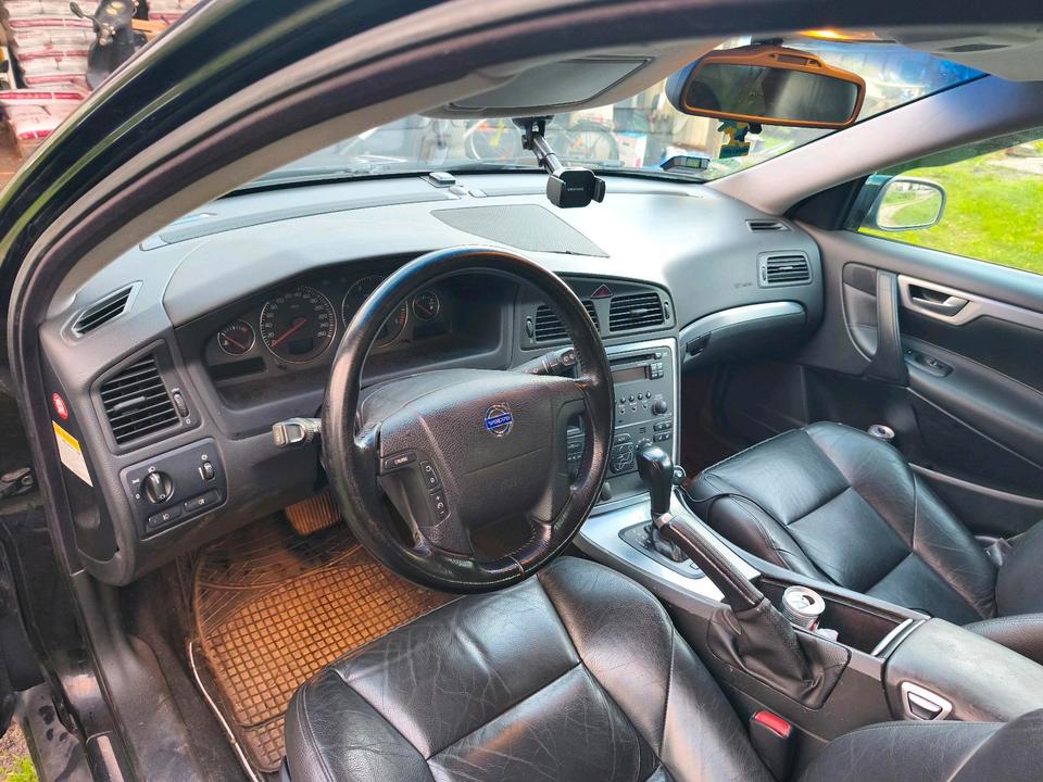 Volvo V70 2005 — photo 6