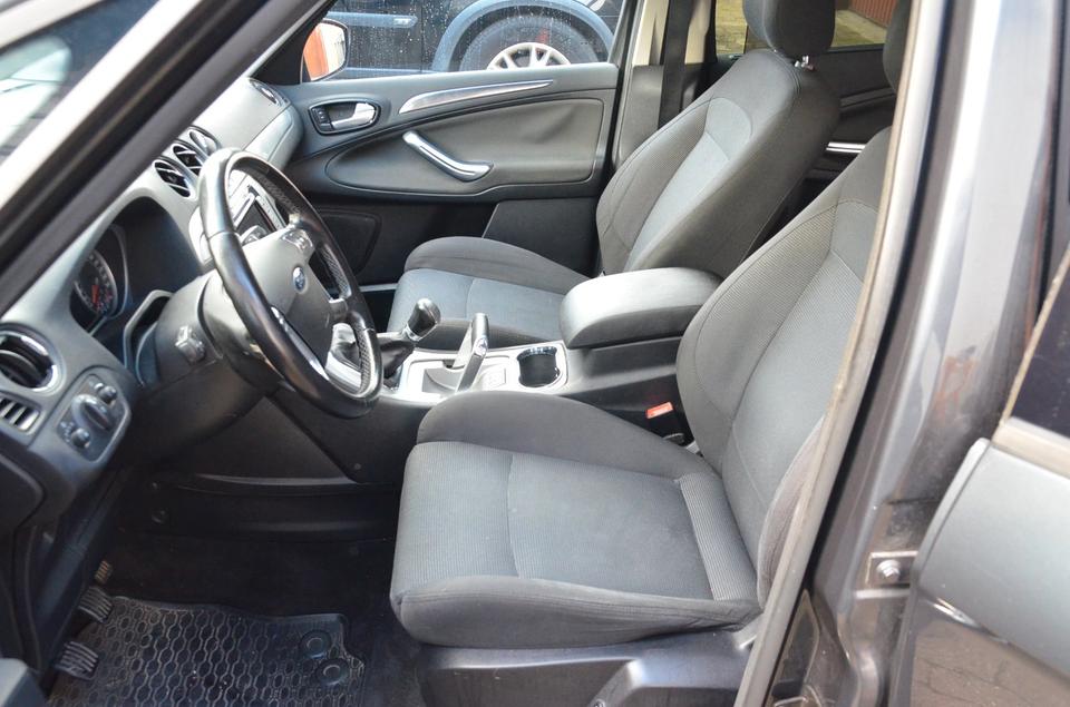 Ford S-Max 2008 — photo 14