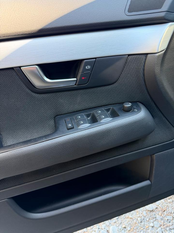 Audi A4 2007 — photo 14