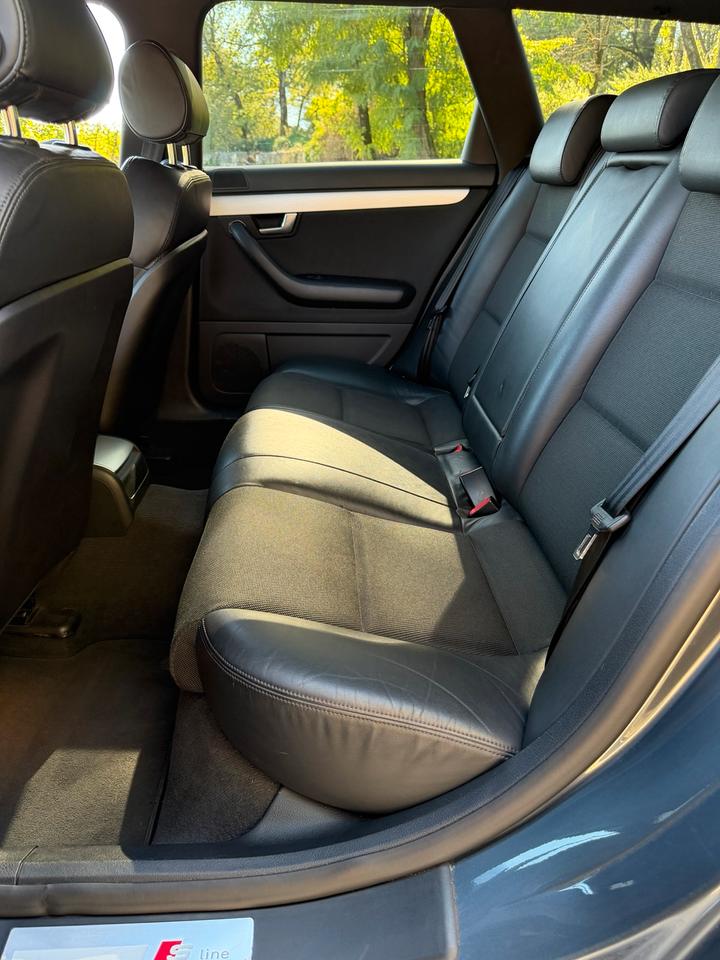 Audi A4 2007 — photo 16